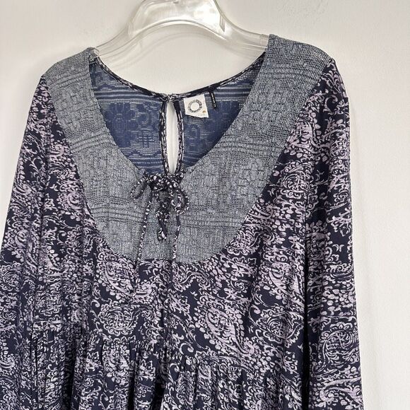 Anthropologie Akemi Kin Top M Marcella Lace Up Scoop Neck Boho Bell Sleeve - Picture 3 of 13